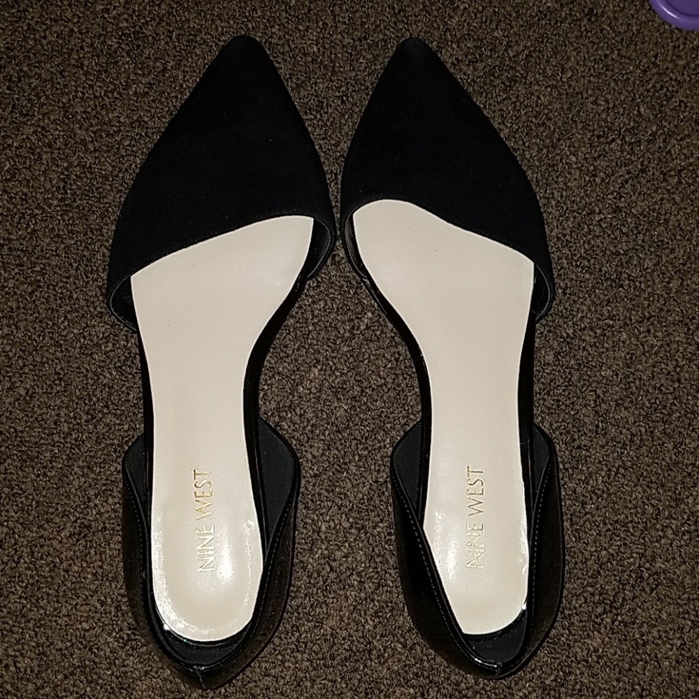 8.5 Nine west flats